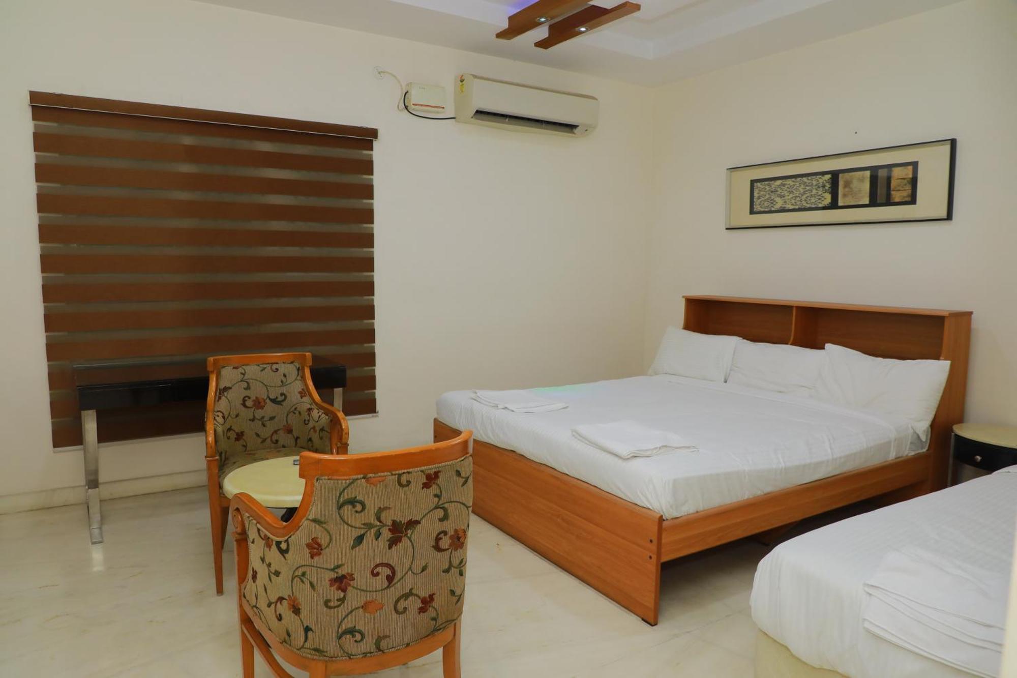 Hill View Paradise - 2Bhk'S & Rooms - A Golden Group Of Premium Home Stays - Тирупати Екстериор снимка